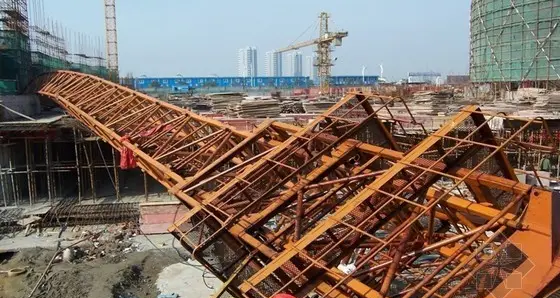 塔機(jī)監(jiān)測系統(tǒng):這四點(diǎn)塔機(jī)安全預(yù)防措施要記牢! 塔機(jī)監(jiān)測系統(tǒng):這四點(diǎn)塔機(jī)安全預(yù)防措施要記牢!