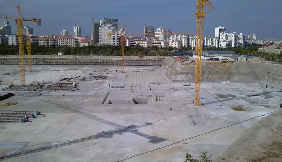 淺析深基坑監(jiān)測系統(tǒng)的內(nèi)容和方法 淺析深基坑監(jiān)測系統(tǒng)的內(nèi)容和方法