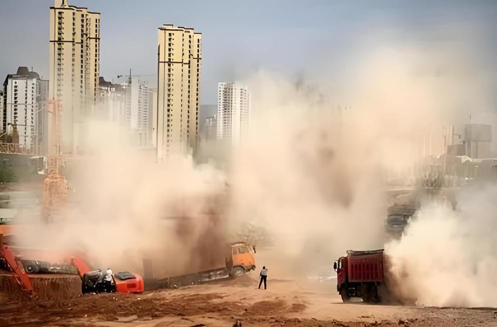 《中華人民共和國(guó)大氣污染防治法》明確規(guī)定,企業(yè)事業(yè)單位應(yīng)當(dāng)防止、減少環(huán)境污染,對(duì)所造成的損害依法承擔(dān)責(zé)任。 《中華人民共和國(guó)大氣污染防治法》明確規(guī)定,企業(yè)事業(yè)單位應(yīng)當(dāng)防止、減少環(huán)境污染,對(duì)所造成的損害依法承擔(dān)責(zé)任。
